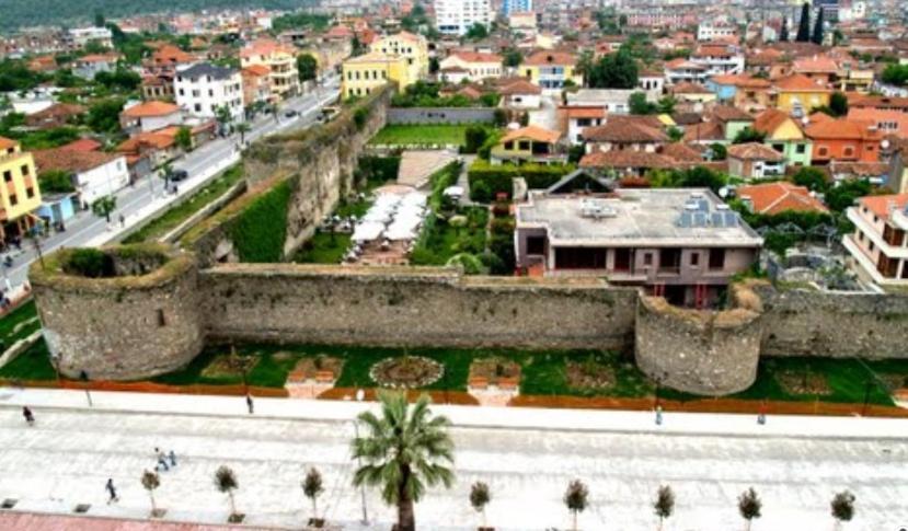 Ferienwohnung Rezidenca Shopi Elbasan Exterior foto