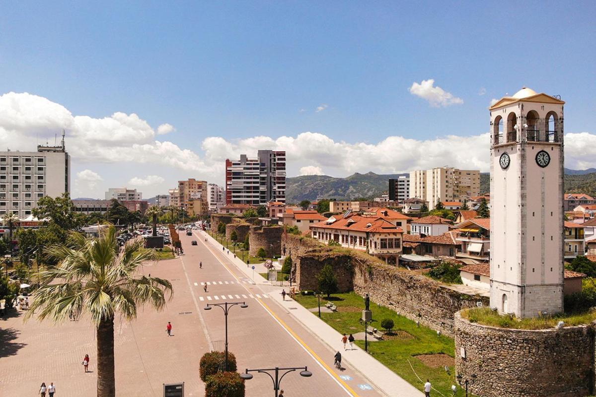Ferienwohnung Rezidenca Shopi Elbasan Exterior foto
